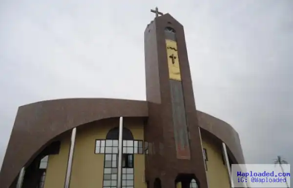 Catholic Church: Youths Face Police, Shoots DPO